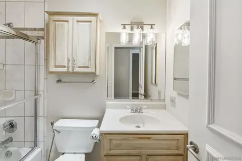 Bath - 14550 Dehia St, Poway, CA 92064 photo 1 of 3