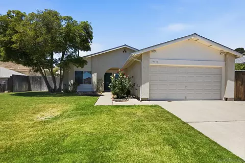 Exterior - 14550 Dehia St, Poway, CA 92064 photo 2 of 11