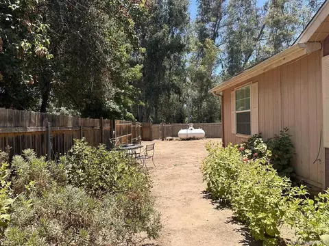 Exterior - 14062 Fernbrook Dr, Ramona, CA 92065 photo 4 of 14