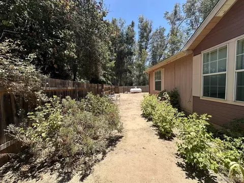 Exterior - 14062 Fernbrook Dr, Ramona, CA 92065 photo 2 of 14
