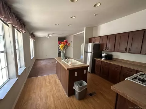 Kitchen - 14062 Fernbrook Dr, Ramona, CA 92065 photo 2 of 4