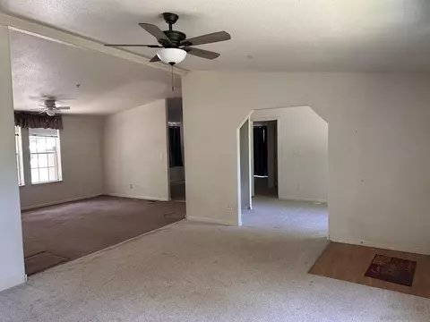 Living - 14062 Fernbrook Dr, Ramona, CA 92065 photo 4 of 11