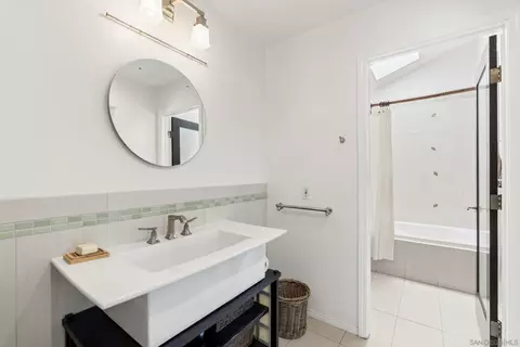 Bath - 1605 Blossom Field Way, Encinitas, CA 92024 photo 1 of 2
