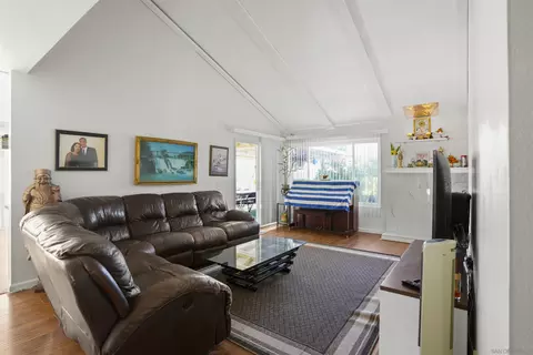 14513 Mirando, Poway, CA 92064 photo 2