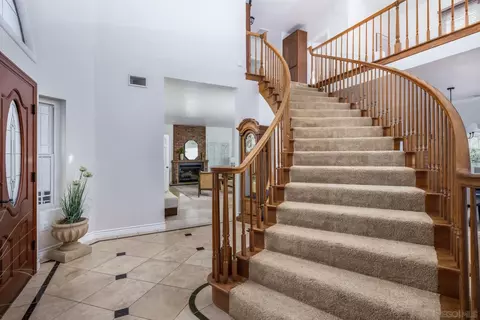 6823 Corintia St, Carlsbad, CA 92009 photo 12