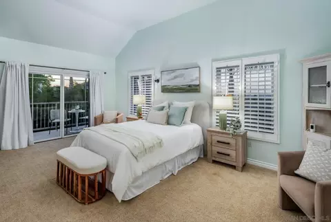 6823 Corintia St, Carlsbad, CA 92009 photo 4