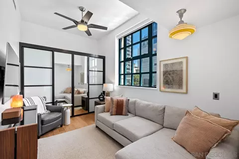 700 W E St #403, San Diego, CA 92101