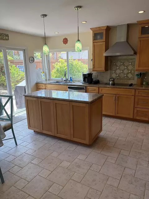 Kitchen - 241 Rodney Ave, Encinitas, CA 92024 photo 3 of 4