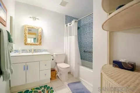 Bath - 241 Rodney Ave, Encinitas, CA 92024 photo 2 of 2