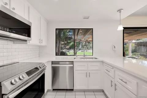 3577 Newland Rd, Oceanside, CA 92056 photo 10