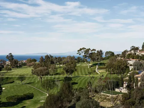 View/Area - 6627 Muirlands Dr, La Jolla, CA 92037 photo 5 of 5