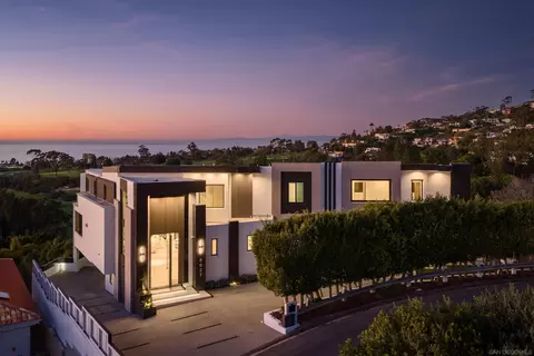 Exterior - 6627 Muirlands Dr, La Jolla, CA 92037 photo 8 of 8