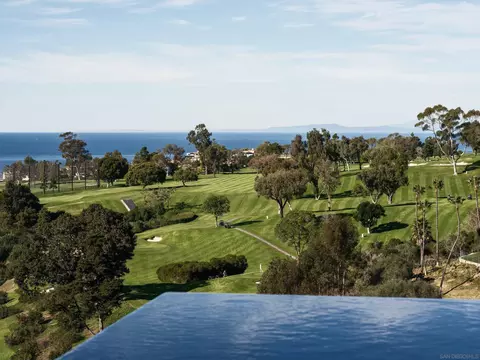 View/Area - 6627 Muirlands Dr, La Jolla, CA 92037 photo 1 of 5