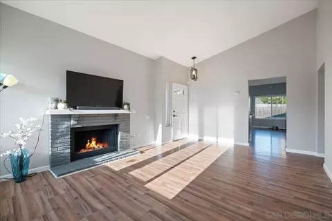 742 Foxwood, Oceanside, CA 92057 photo 5