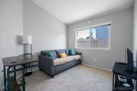 742 Foxwood, Oceanside, CA 92057 photo 18