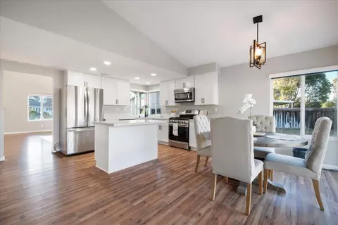 742 Foxwood, Oceanside, CA 92057 photo 10