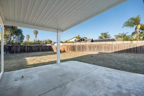742 Foxwood, Oceanside, CA 92057 photo 12