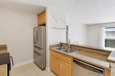 Kitchen - 12710 Laurel St #113, Lakeside, CA 92040 photo 4 of 5