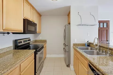 Kitchen - 12710 Laurel St #113, Lakeside, CA 92040 photo 2 of 5