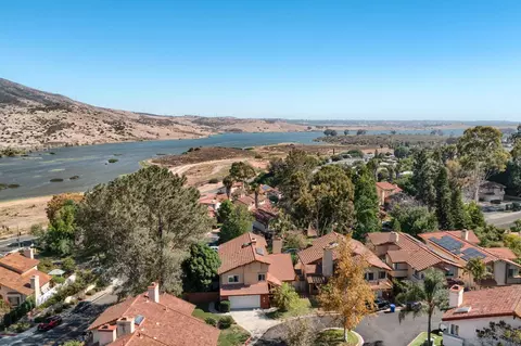 View/Area - 10035 Verbena Ln, Spring Valley, CA 91977 photo 5 of 6