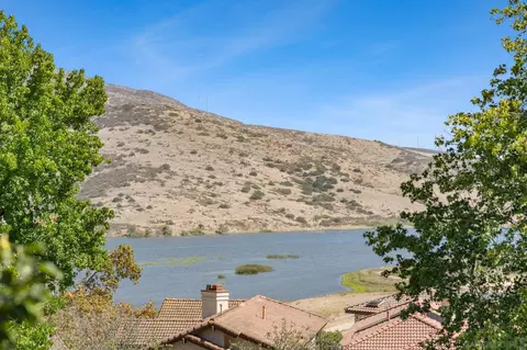 View/Area - 10035 Verbena Ln, Spring Valley, CA 91977 photo 2 of 6