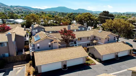 1382 Palomar, Vista, CA 92084