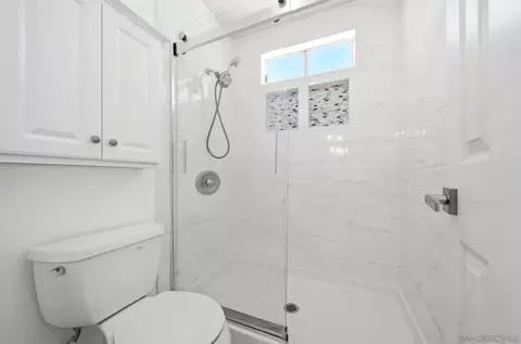 Bath - 1382 Palomar, Vista, CA 92084 photo 5 of 5
