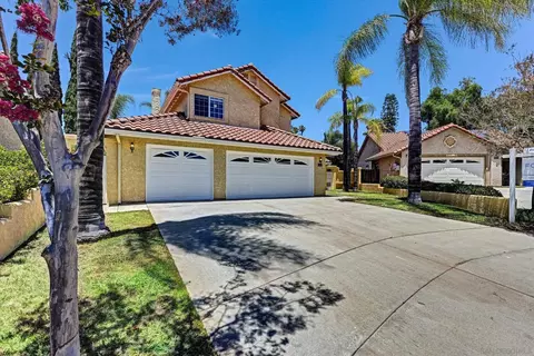 1745 El Aire, Escondido, CA 92026 photo 2