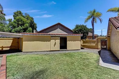 1745 El Aire, Escondido, CA 92026 photo 28