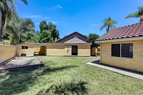 1745 El Aire, Escondido, CA 92026 photo 27