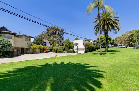 Exterior - 1506 Park View Pl, Coronado, CA 92118 photo 4 of 8