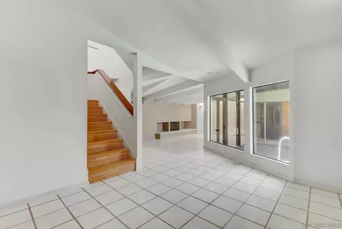 Living - 1506 Park View Pl, Coronado, CA 92118 photo 7 of 8