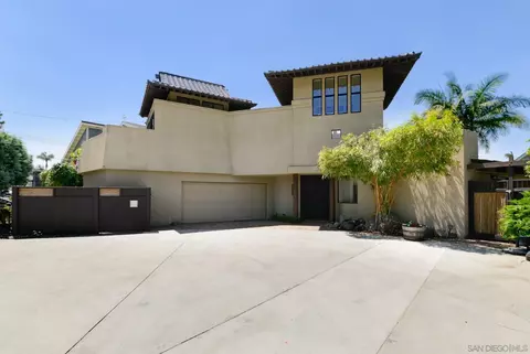 Exterior - 1506 Park View Pl, Coronado, CA 92118 photo 2 of 8