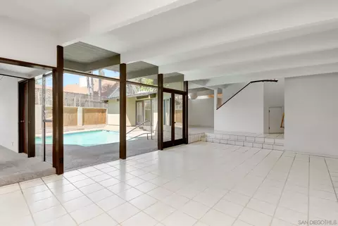 Living - 1506 Park View Pl, Coronado, CA 92118 photo 3 of 8