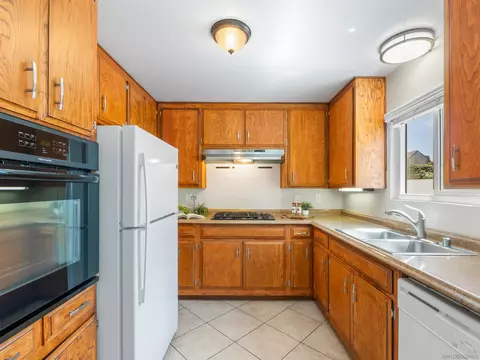 364 E Moss, Chula Vista, CA 91911 photo 11