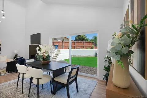 Dining - 1859 Normandy Gln, Escondido, CA 92027 photo 3 of 3