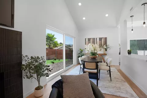 Dining - 1859 Normandy Gln, Escondido, CA 92027 photo 1 of 3