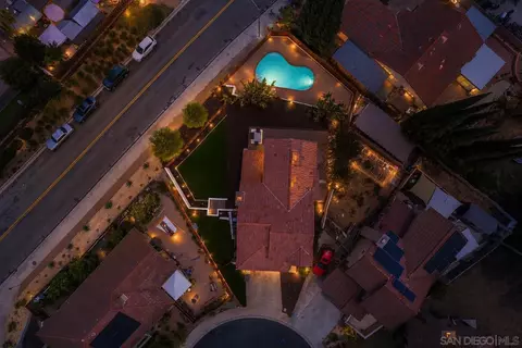 View/Area - 1859 Normandy Gln, Escondido, CA 92027 photo 2 of 2