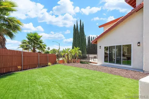 Exterior - 1859 Normandy Gln, Escondido, CA 92027 photo 2 of 6