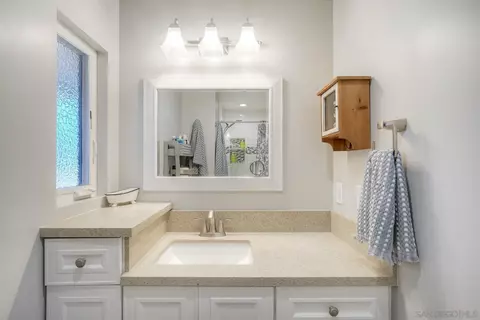 Bath - 12731 Soule, Poway, CA 92064 photo 4 of 5