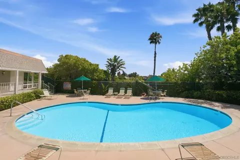 Exterior - 405 Requeza St #H12, Encinitas, CA 92024 photo 2 of 4