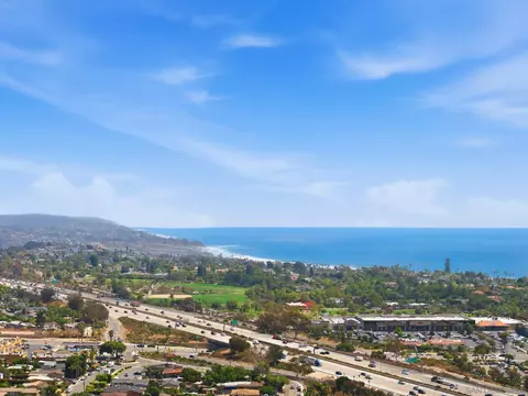 View/Area - 405 Requeza St #H12, Encinitas, CA 92024 photo 3 of 3