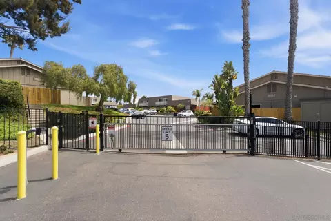 Exterior - 405 Requeza St #H12, Encinitas, CA 92024 photo 4 of 4