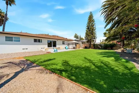 Exterior - 817 Arboleda Rd, El Cajon, CA 92021 photo 7 of 12