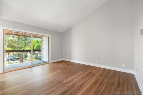 5473 Adobe Falls Rd #9, San Diego, CA 92120