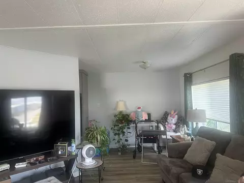 275 S Worthington St #SPC 112, Spring Valley, CA 91977 photo 11