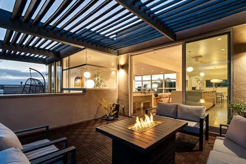 Exterior - 2144 Cordero Rd, Del Mar, CA 92014 photo 2 of 4