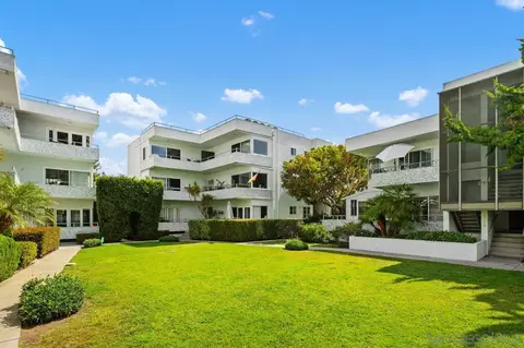 Exterior - 2368 Torrey Pines Rd #63, La Jolla, CA 92037 photo 15 of 23