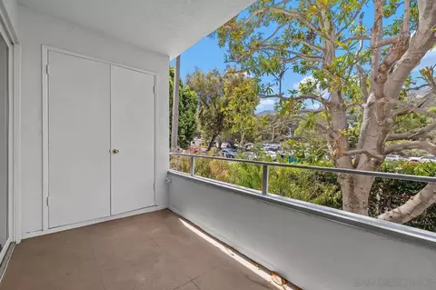Exterior - 2368 Torrey Pines Rd #63, La Jolla, CA 92037 photo 9 of 23
