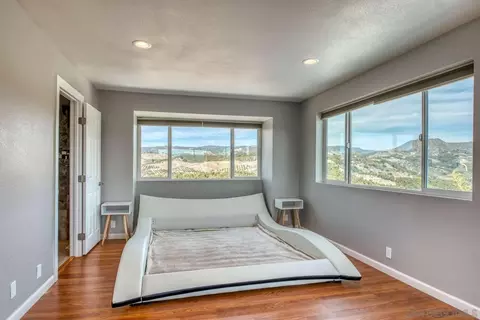 45050 Camaron Rd, Temecula, CA 92590 photo 9